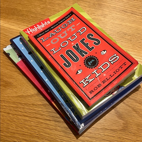 Jokes and Riddles Book Set - Picture 6 of 6